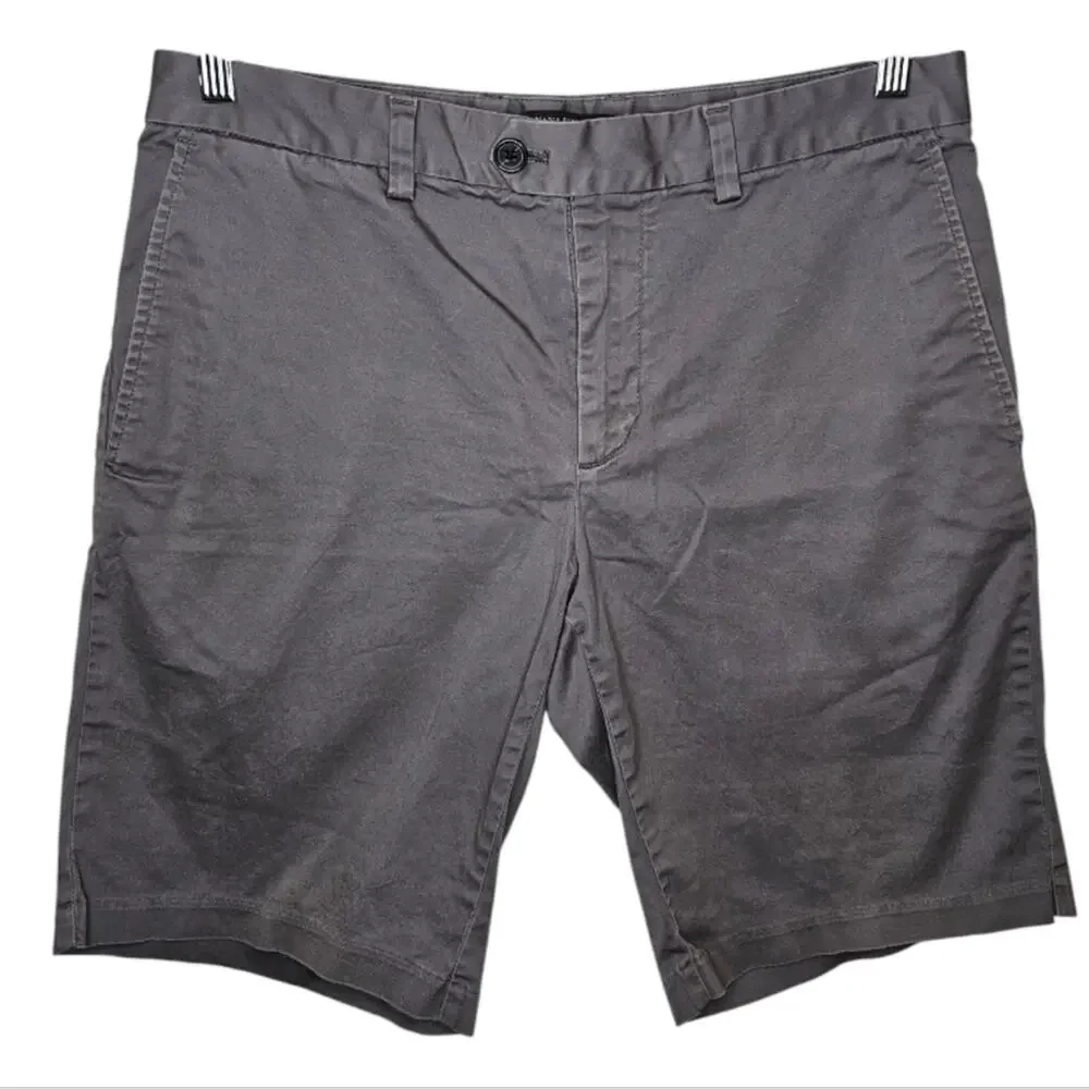 Banana Republic Aiden Shorts Flat Front Pocketed Zipper and Button Closure 32 W